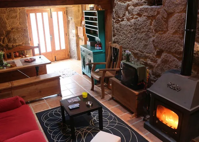 Bodega Rural Tipo Loft Kır Evi Ourense